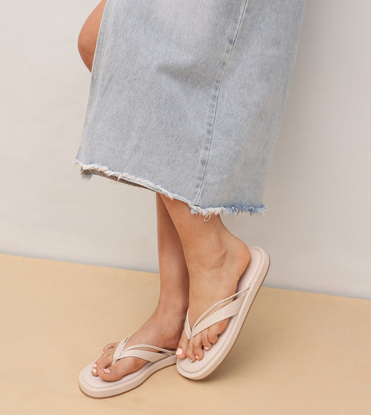 V-Strap Slide Flat Sandals - Cream