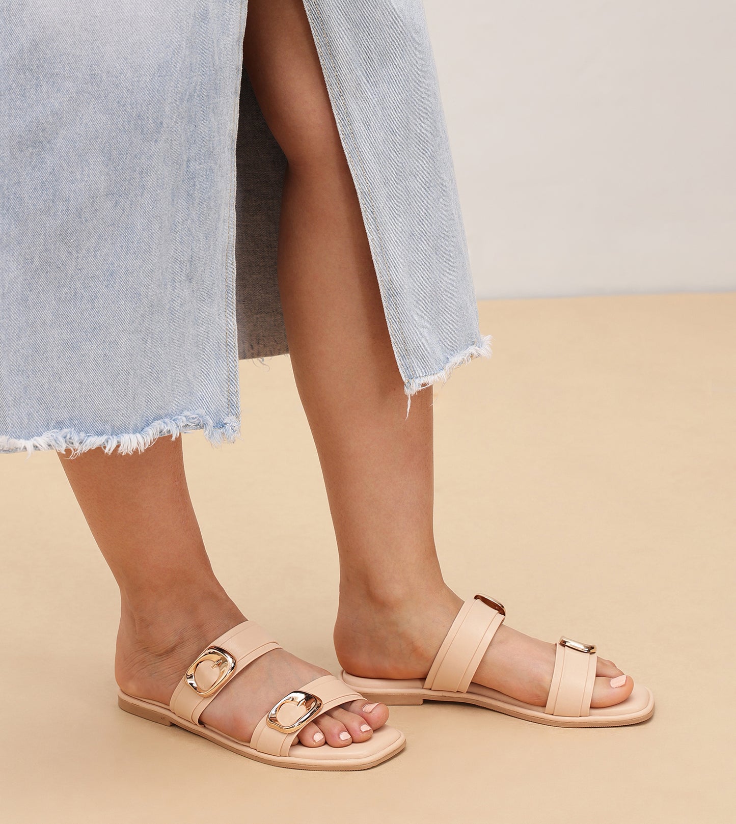 Double Strap Buckled Flat Sandals - Peach