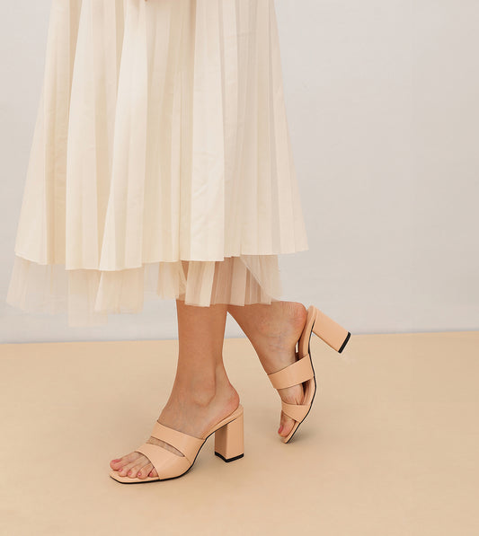 Asymmetric Cutout Block Heeled Slide Sandals - Peach