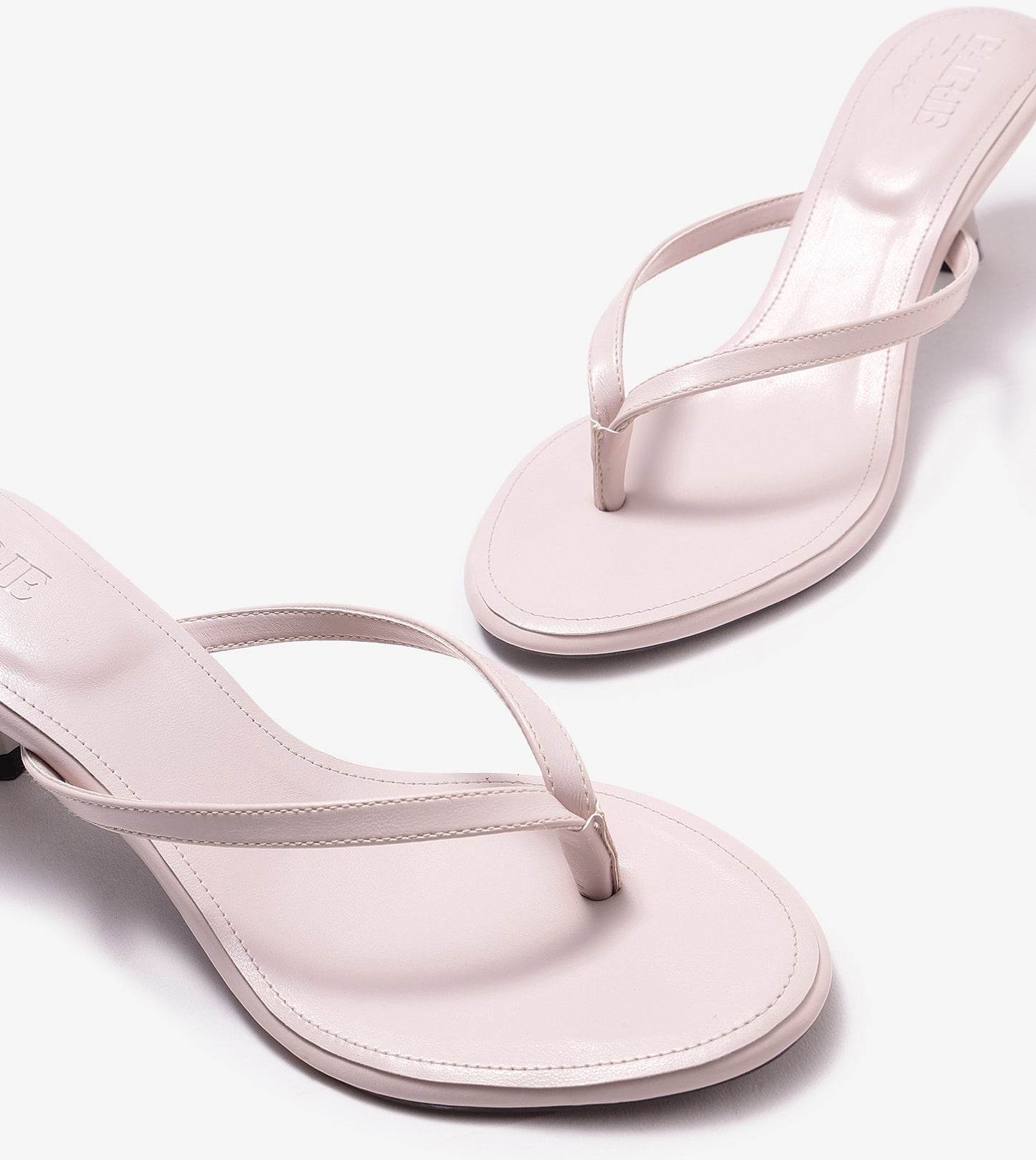 V-Strap Kitten Heeled Sandals - Cream