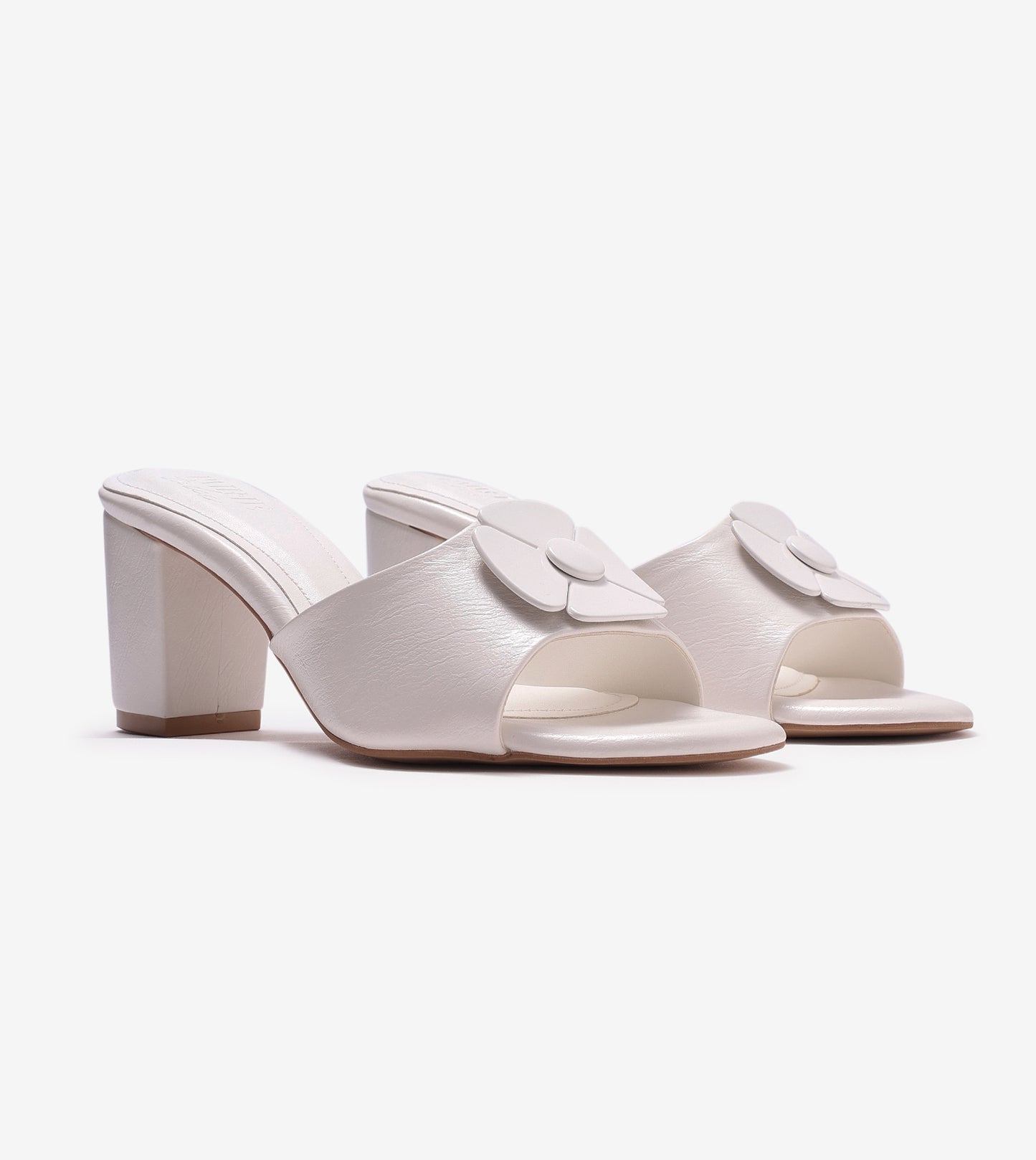 Floral Metallic Adornment Block Heeled Sandals - White