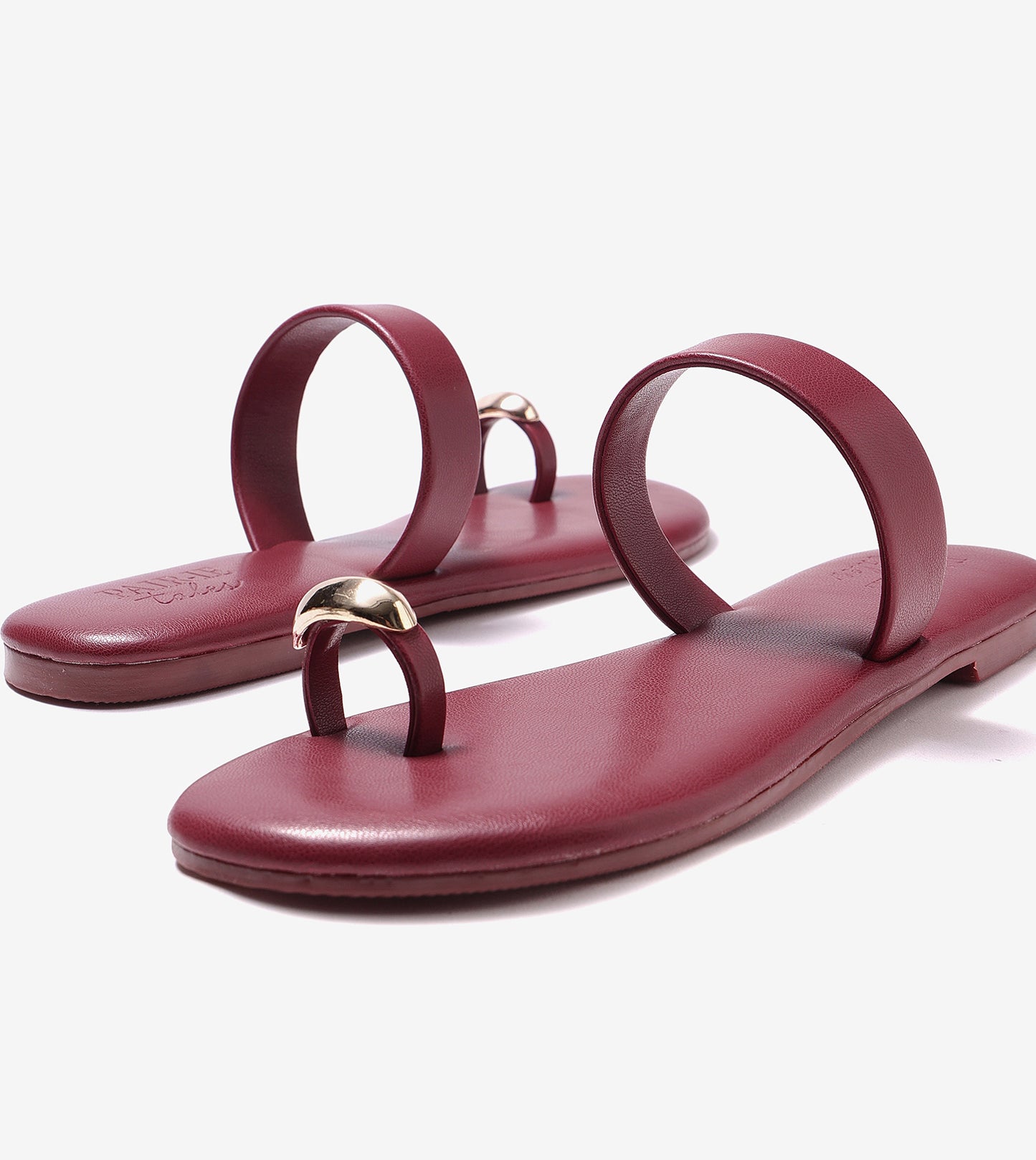 Patent Flat Sandals With Metallic Embellishment - Maroon