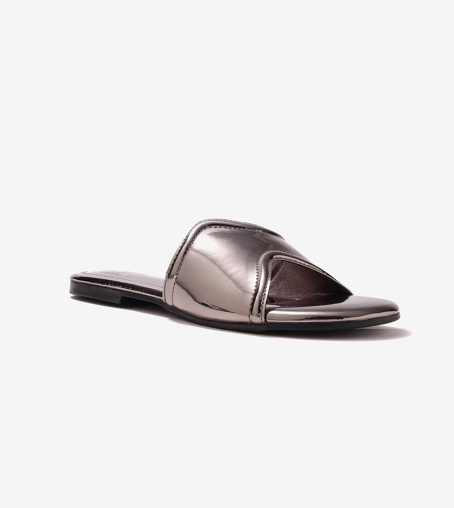 Metallic Wavy Flat Sandals - Gunmetal