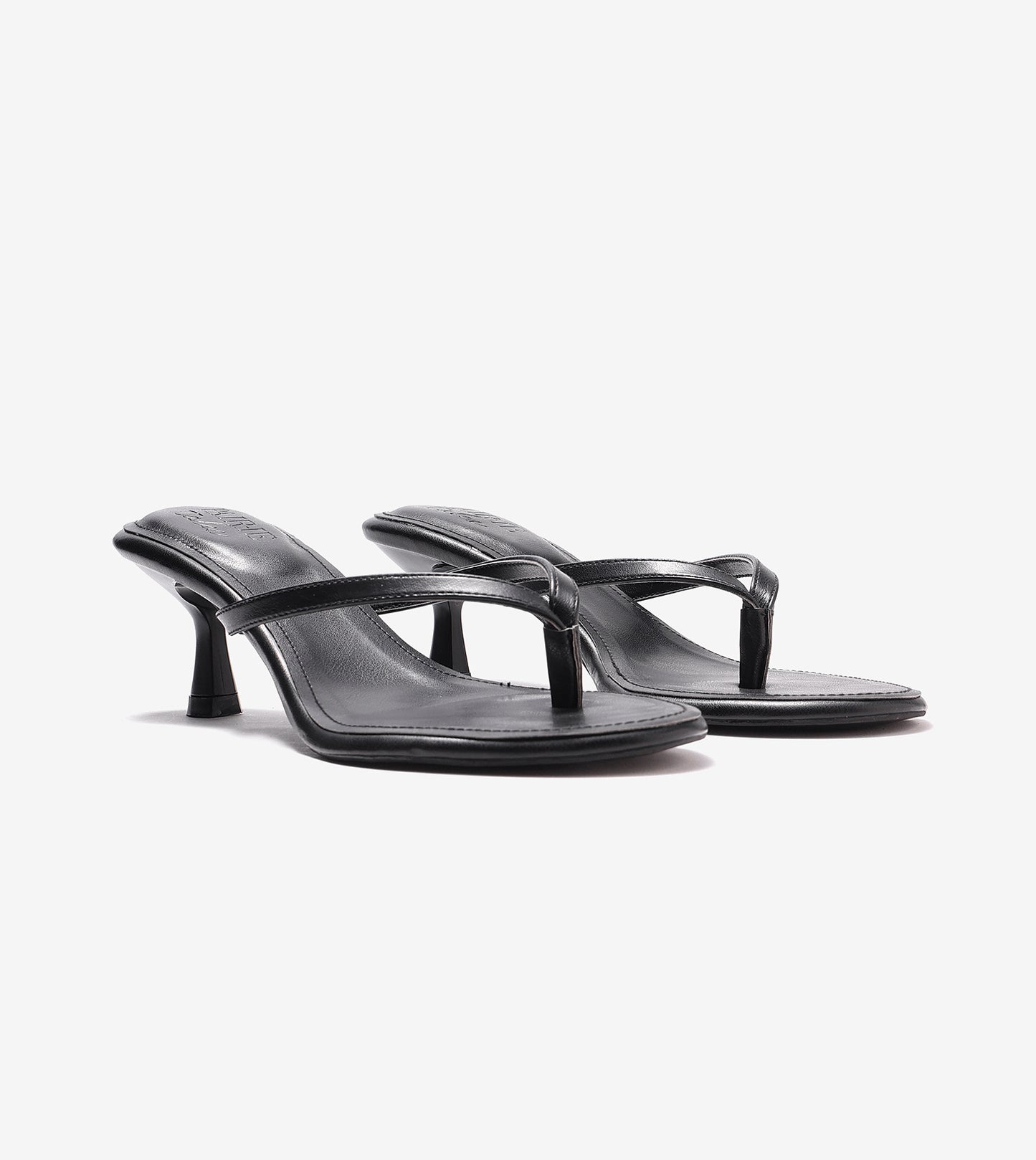 V-Strap Kitten Heeled Sandals - Black