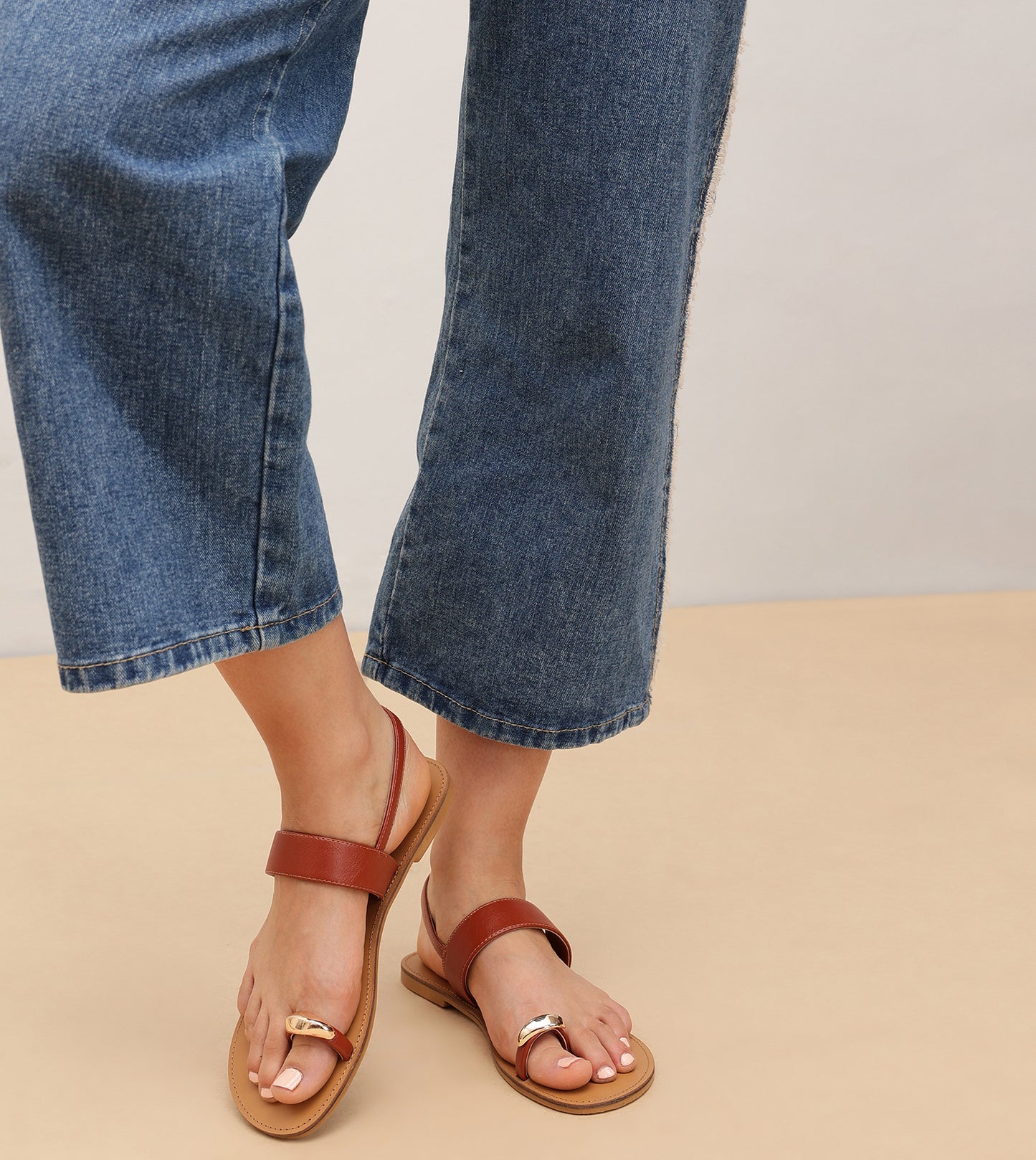 Metallic Accent Toe Ring Flat Sandals - Tan