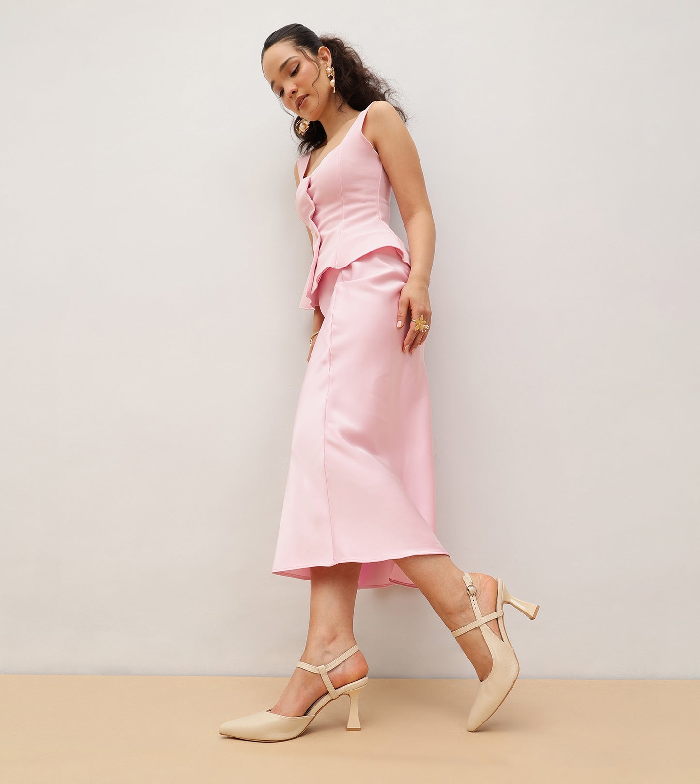 Slingback Pointed Toe Pumps - Cream