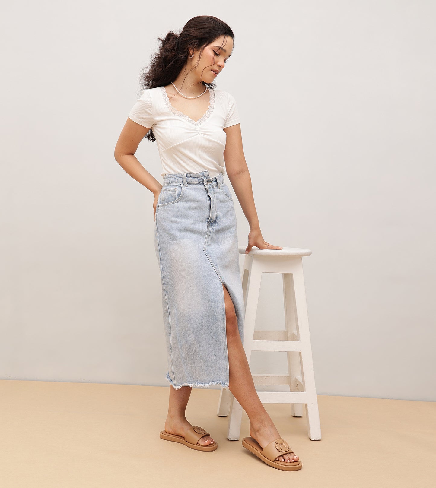 Flower Cutout Slide Sandals - Beige