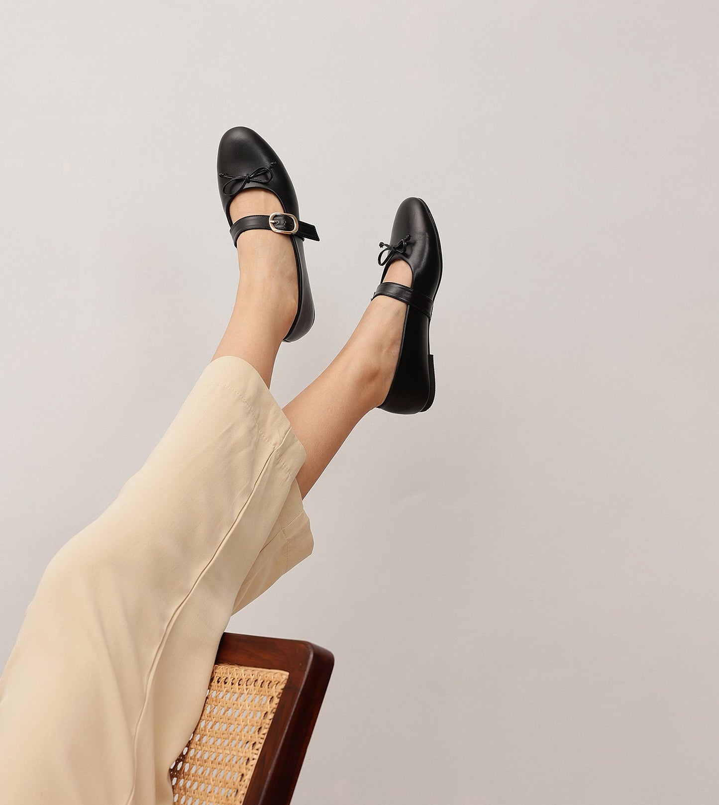 Buckled Mary Janes Ballet Flats - Black