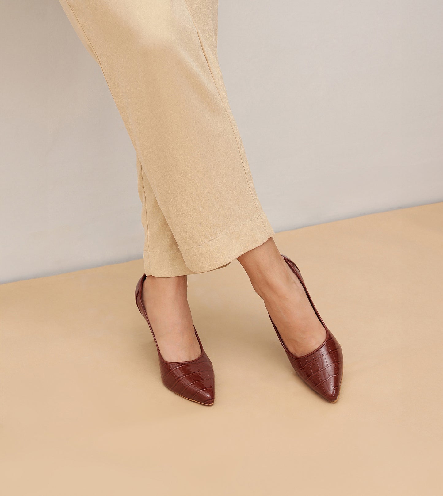 Patent Croc-Effect Print Pointed Toe Pumps - Brown