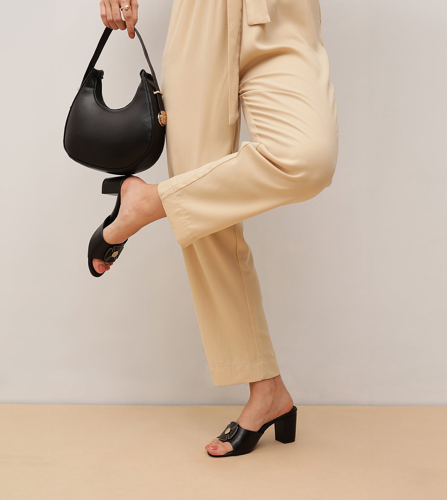 Floral Metallic Adornment Block Heeled Sandals - Black