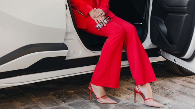 kitten heels trending 2026