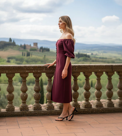 V-Strap Kitten Heeled Sandals - Black