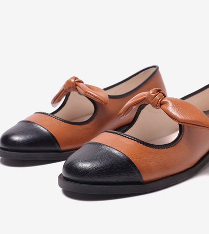 Bow Detail Cap-Toe Flats - Tan