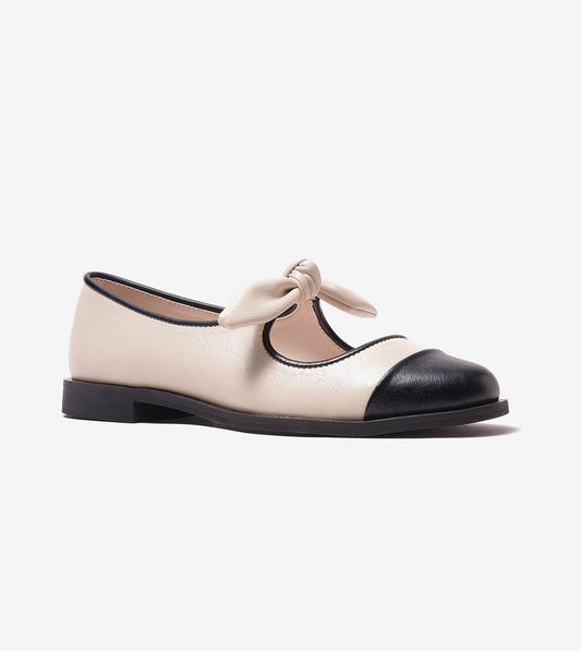 Bow Detail Cap-Toe Flats - Cream