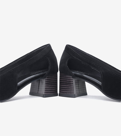 Velvet Sculpted Pumps - Black