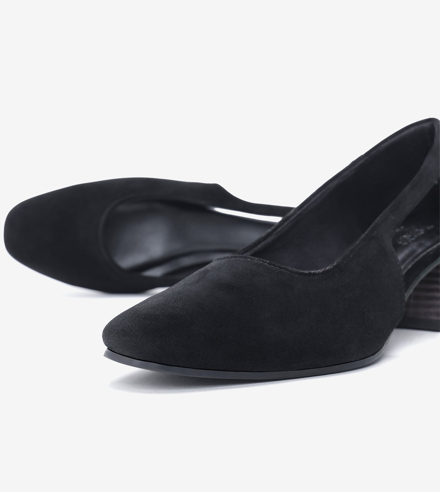 Velvet Sculpted Pumps - Black