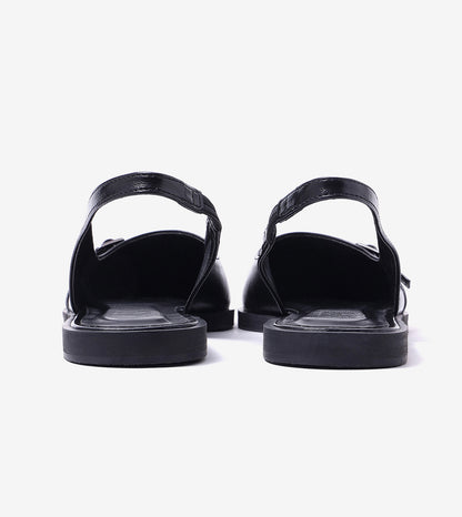 Pointed-Toe Buckle Slingback - Black