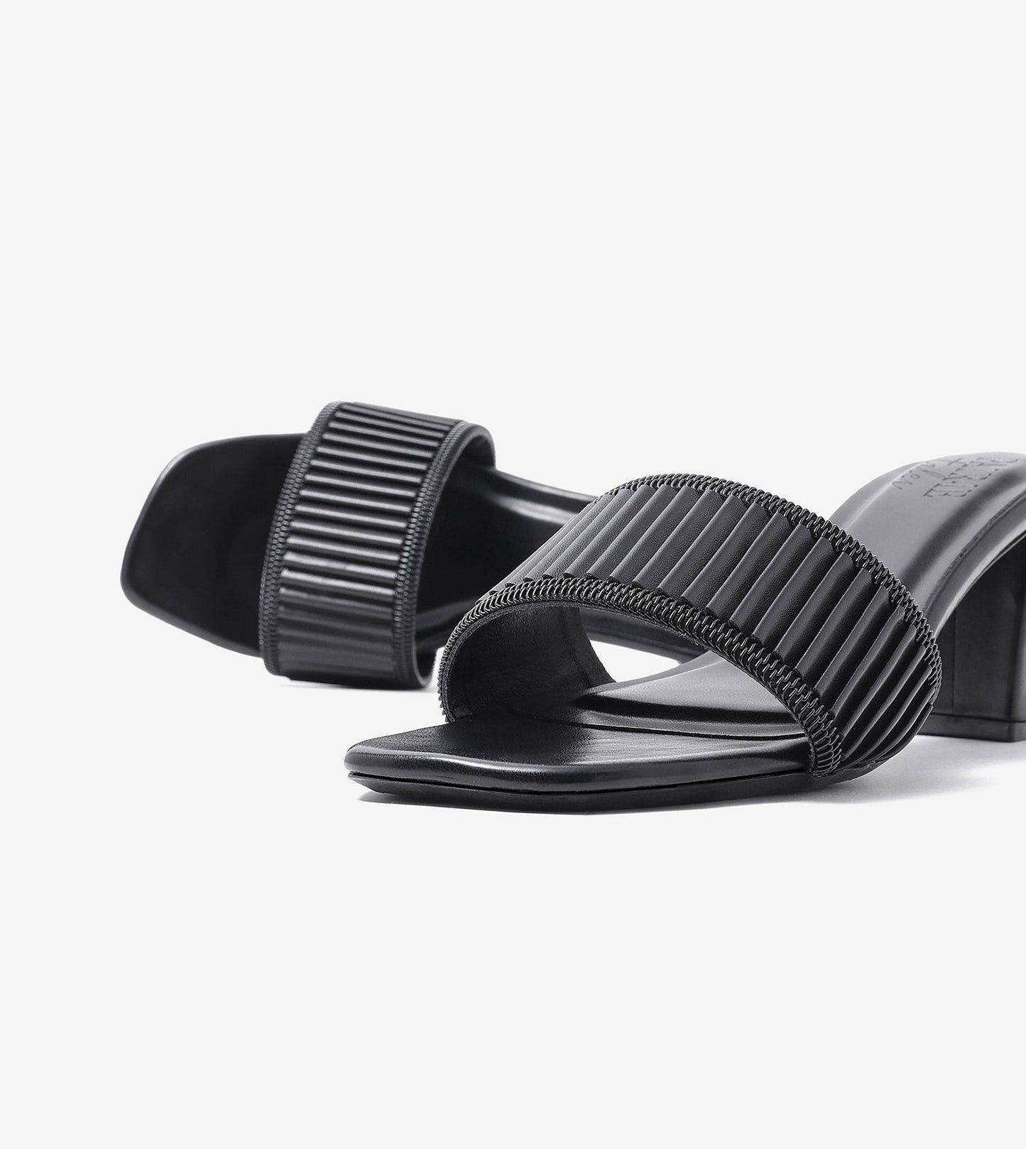 Pleated Strap Block Heel Slides - Black