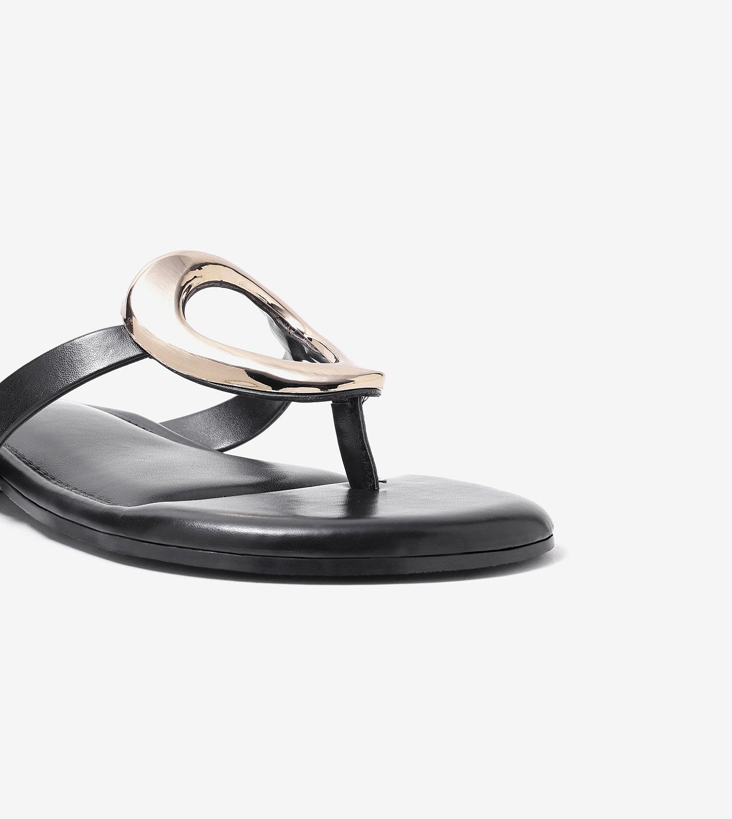 Metallic Accent T-Strap Flats Sandal - Black