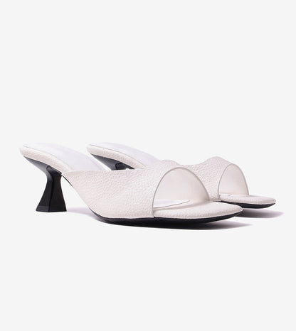 Statement Textured Mules - White