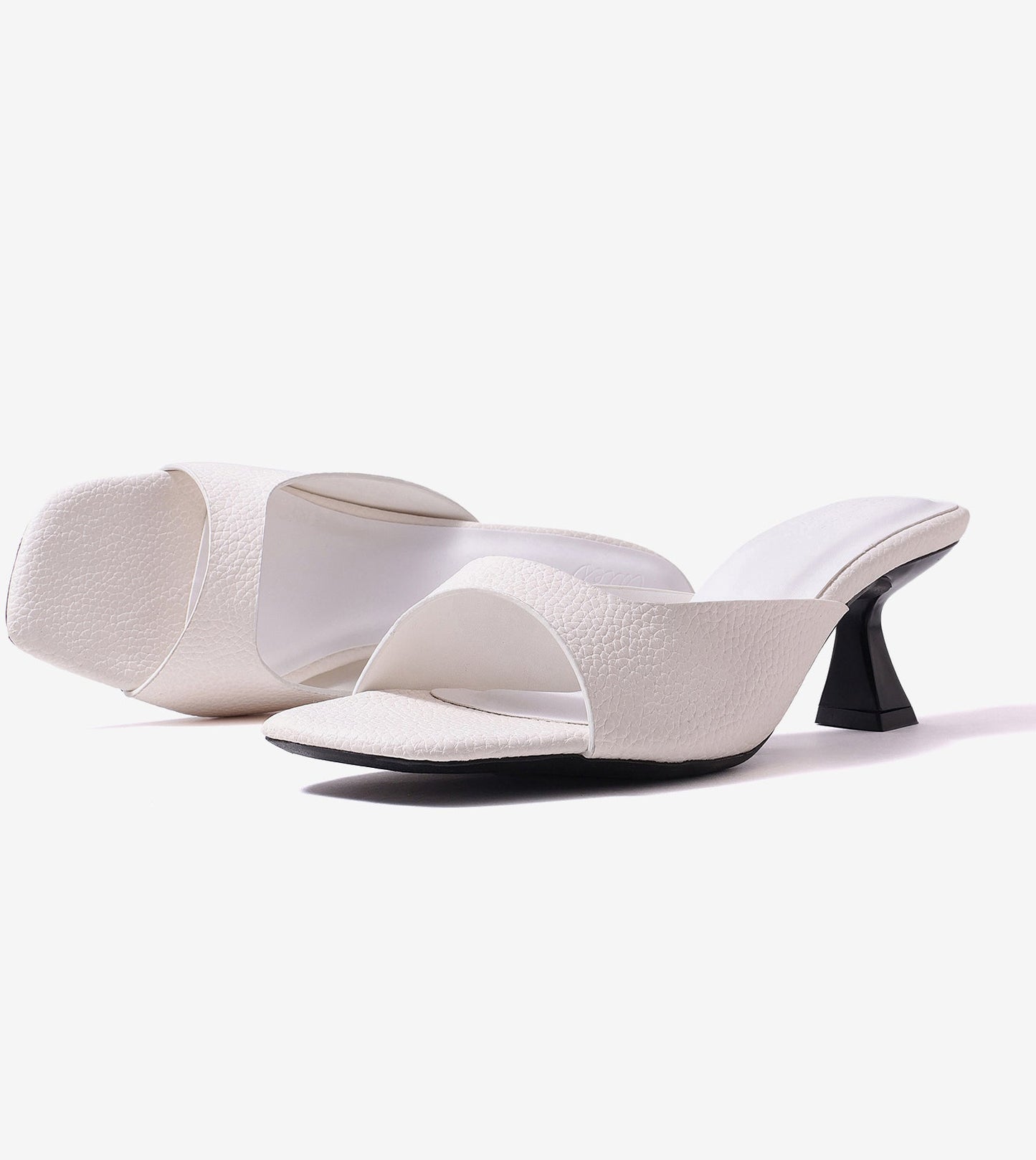 Statement Textured Mules - White