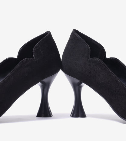 Pointed Toe Sculpted Pumps - Black