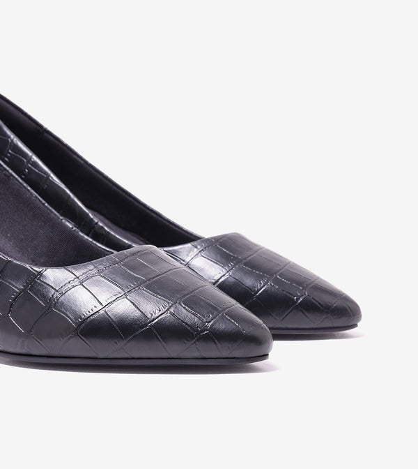Textured Pointed Toe Pumps - Black