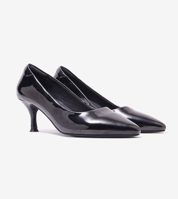 Classic Pointed-Toe Pumps - Black