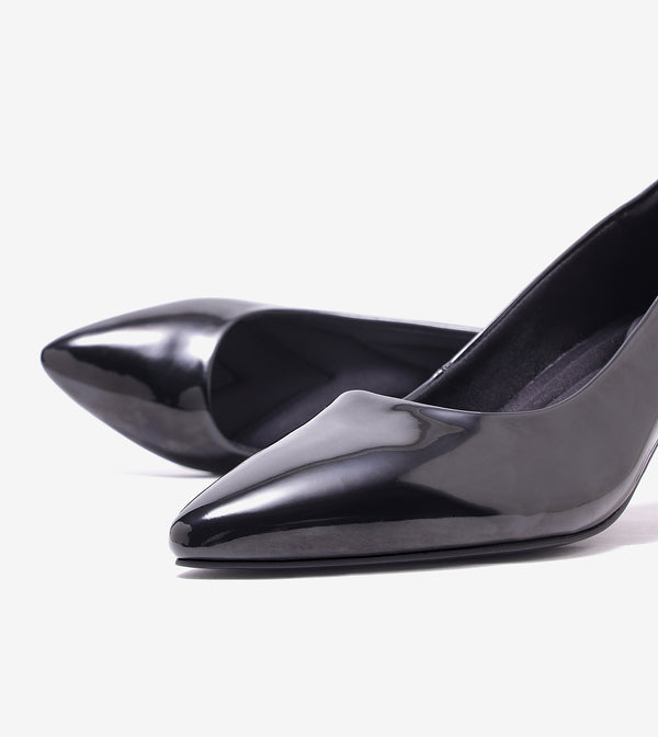Classic Pointed-Toe Pumps - Black
