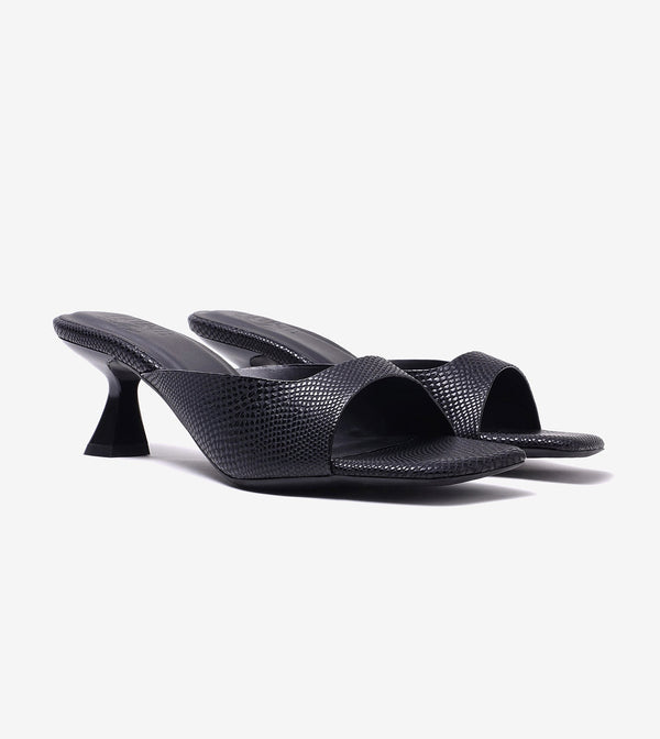 Statement Textured Mules - Black