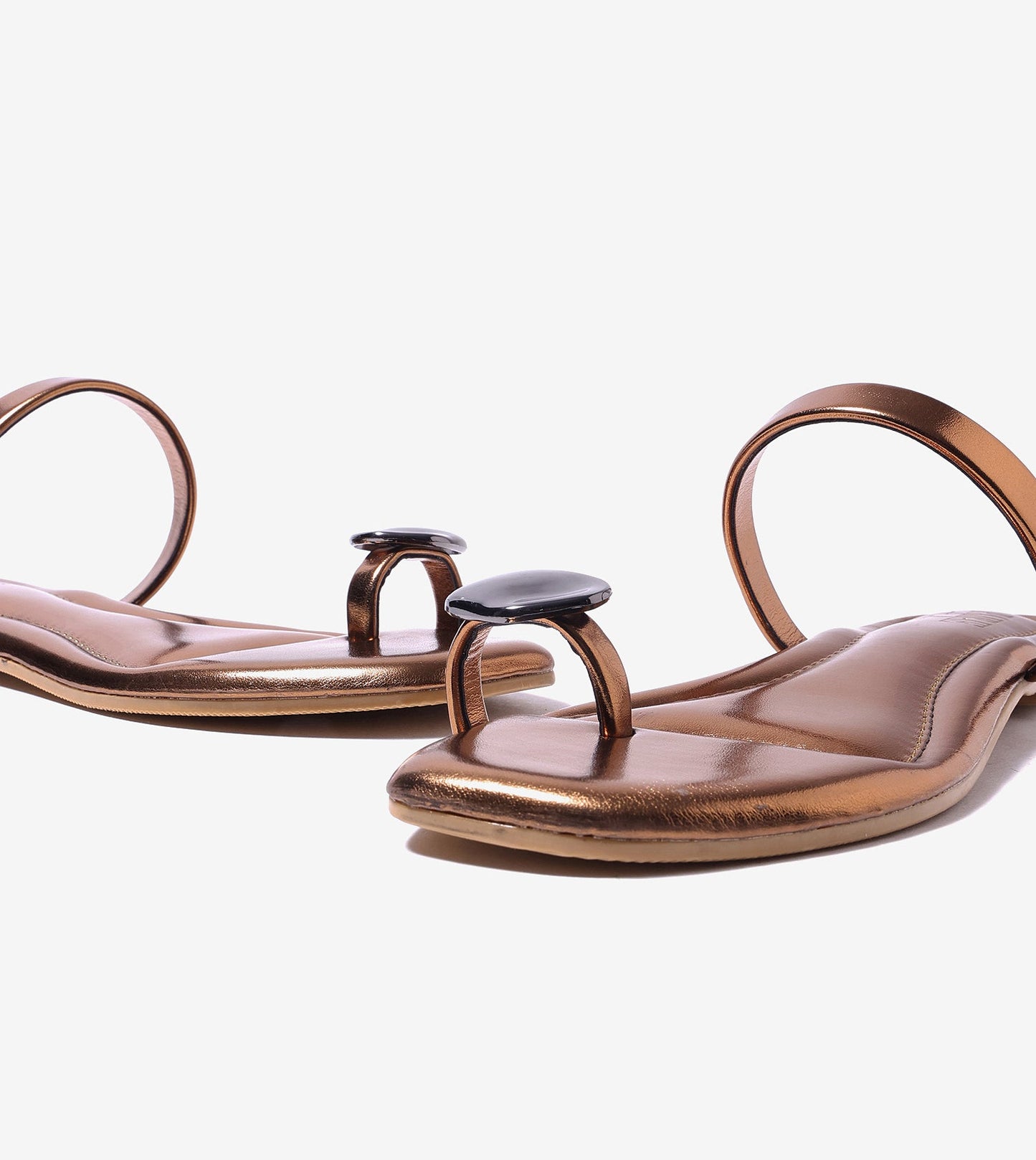 Metallic Toe Ring Flat - Antique Gold