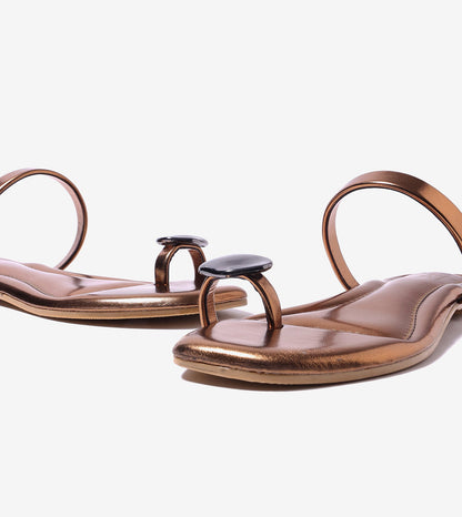 Metallic Toe Ring Flat - Antique Gold