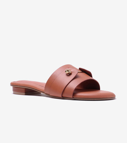 Minimal Muse Slip-On Flats - Tan