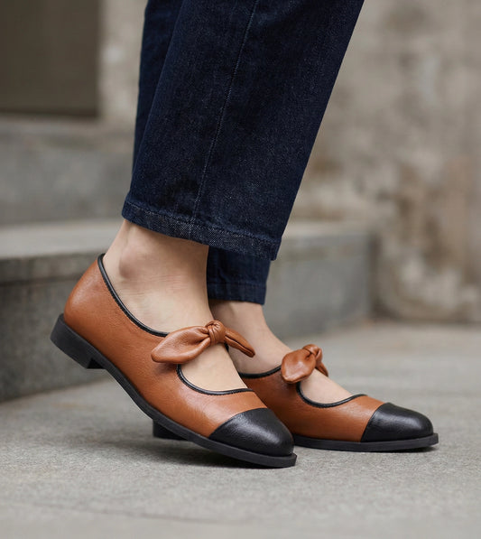 Bow Detail Cap-Toe Flats - Tan