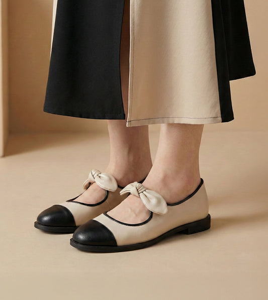Bow Detail Cap-Toe Flats - Cream