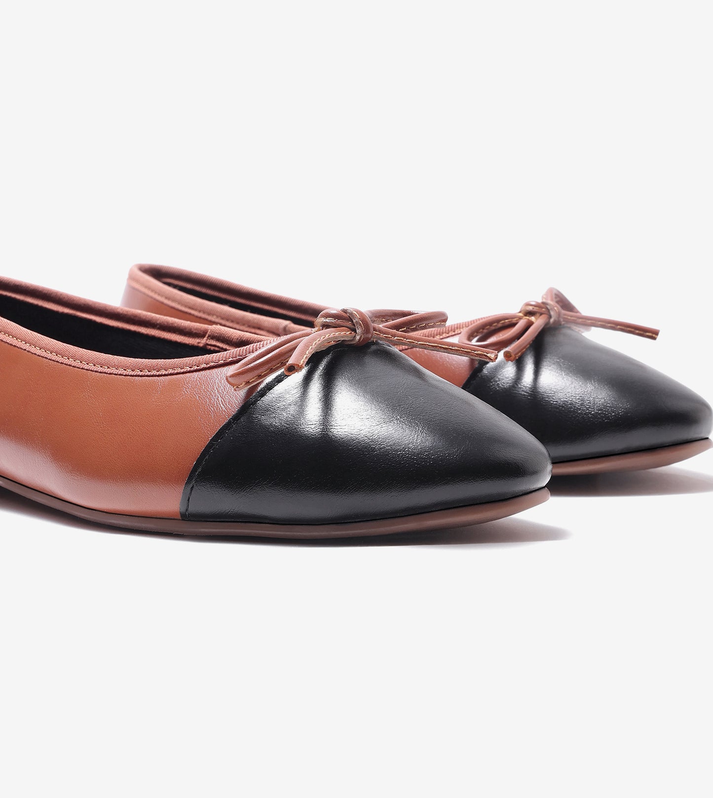 Classic Bow Detail Ballet Flats - Tan