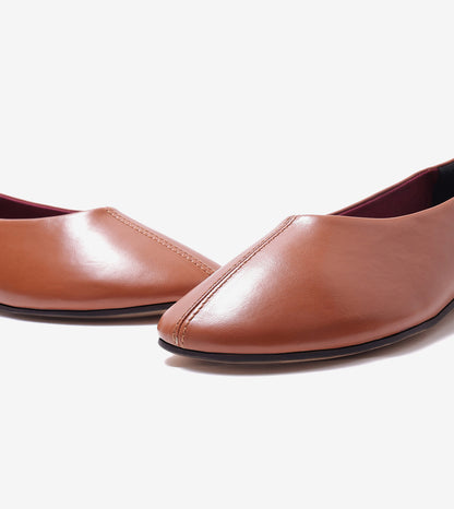 Minimal Seam Detail Slip-On Flats - Tan