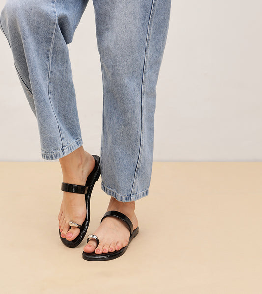 Patent Flat Sandals With Metallic Embellishment - Black