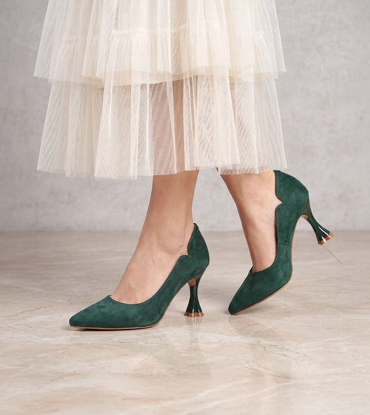 Pointed Toe Sculpted Pumps - Green