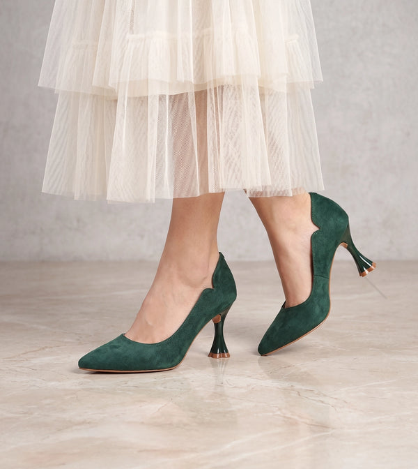 Pointed Toe Sculpted Pumps - Green
