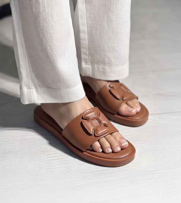 Flower Cutout Slide Sandals - Tan
