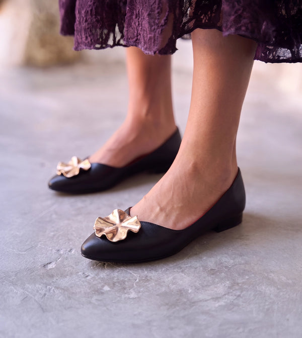 Pointed Toe Ballerinas Flats - Black