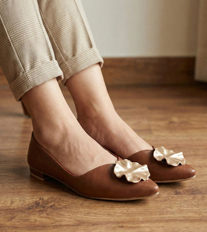 Pointed Toe Ballerinas Flats - Brown
