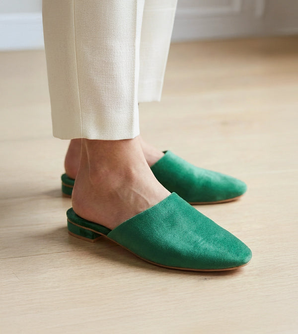 Velvet Pointed-Toe Mule Flats - Green