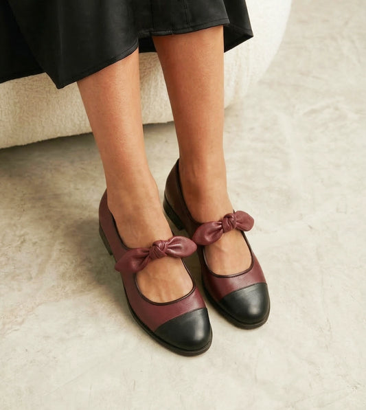 Bow Detail Cap-Toe Flats - Wine