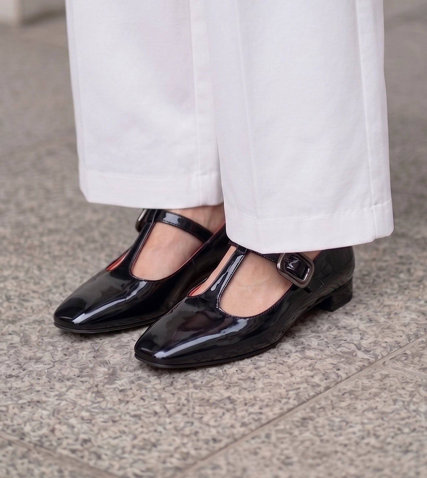 Classic Buckled Strap Mary Jane Flats - Black