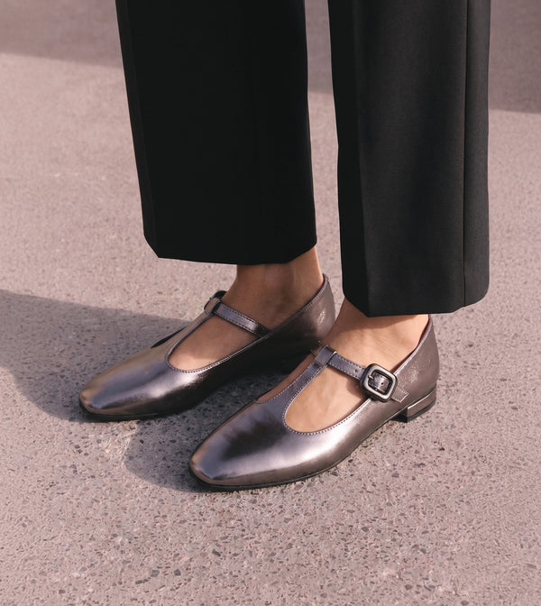Classic Buckled Strap Mary Jane Flats - Gunmetal