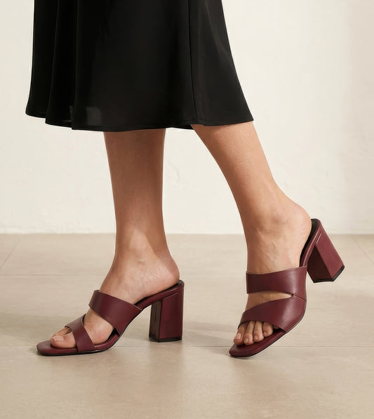 Asymmetric Cutout Block Heeled Slide Sandals - Maroon
