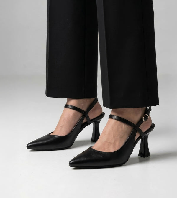 Pointed Slingback Pumps - Black