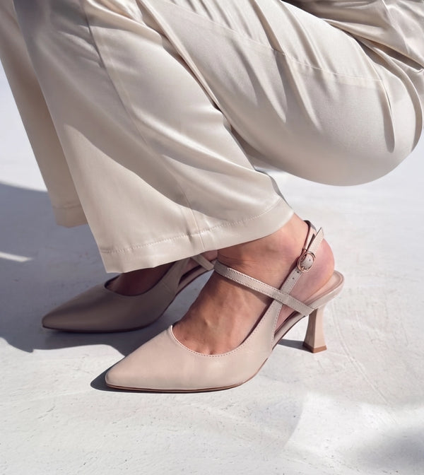 Pointed Slingback Pumps - Cream